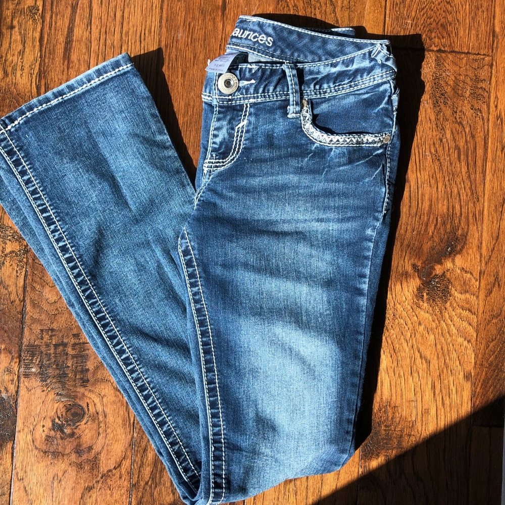 Maurice’s Size 1/2 Bootcut Jeans, EUC, Super Cute!